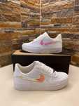 Nike Air Force holografico