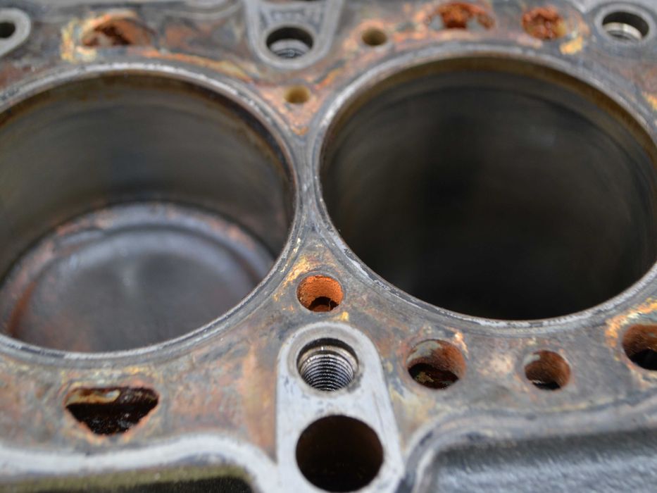 Blok silnika tłoki korbowody  KIA Picanto 1.1i  G4HD