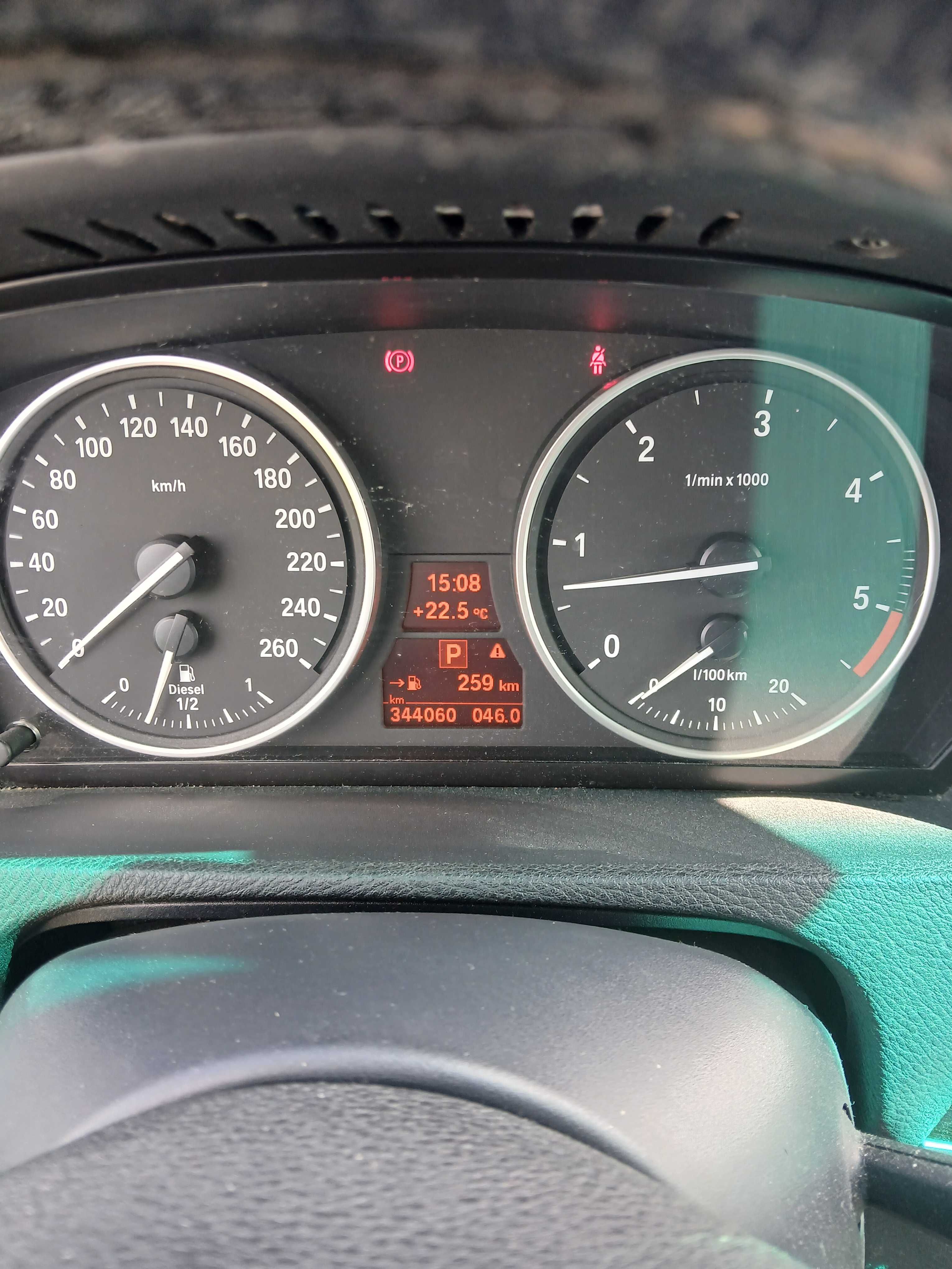 BMW X5 E70  3.0 235 KM