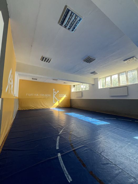 Оренда спортивного зала 166 м² в центрі