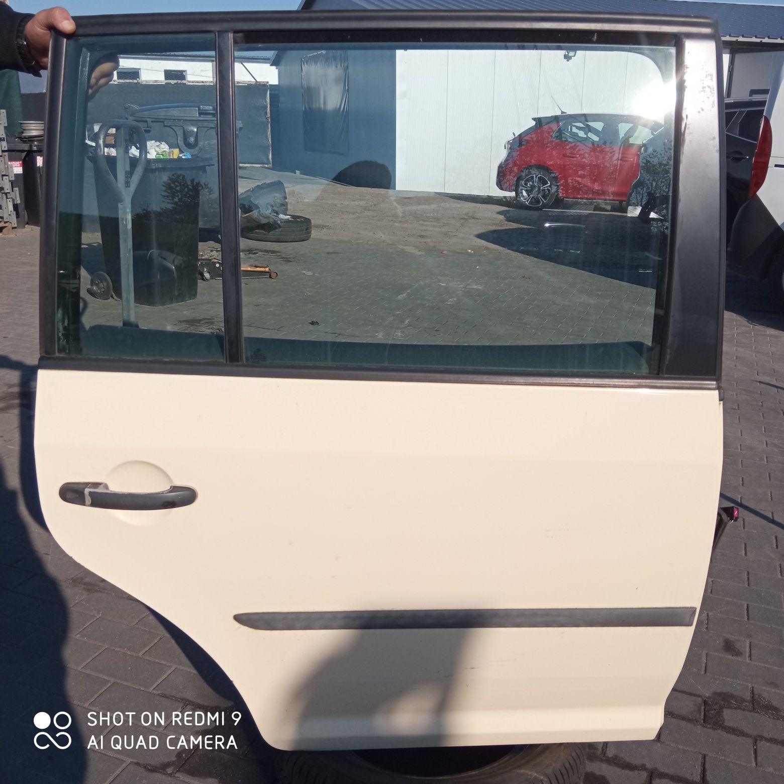 Drzwi przód i tył VW Touran II