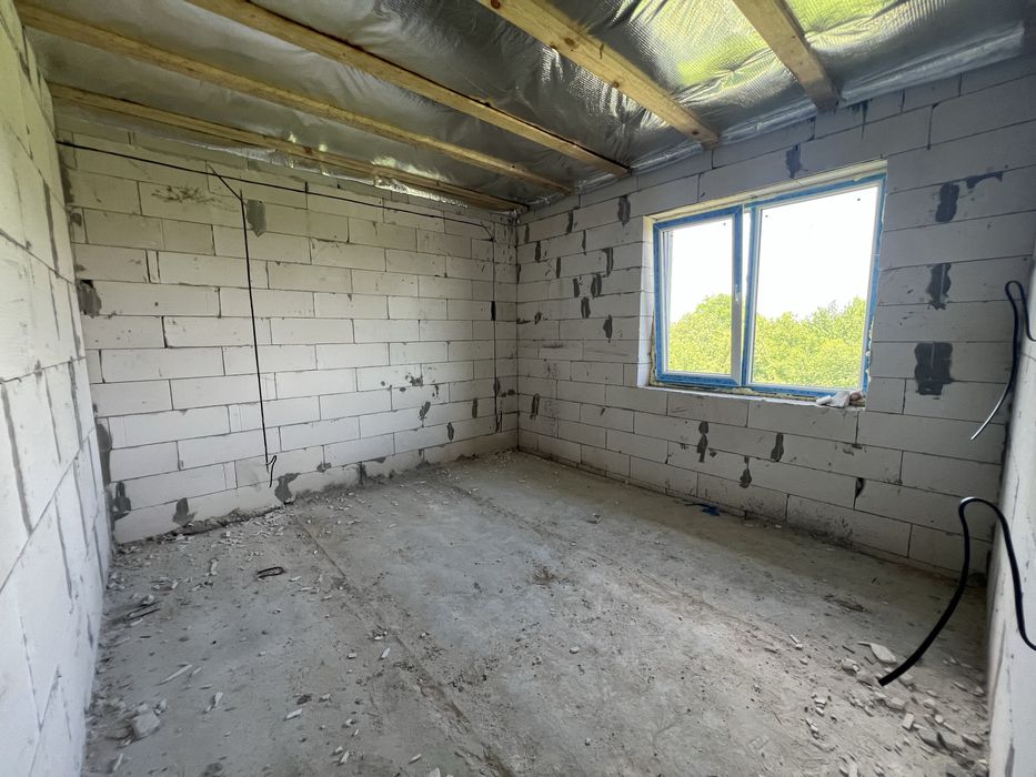 Продам таунхаус з великою ділянкою