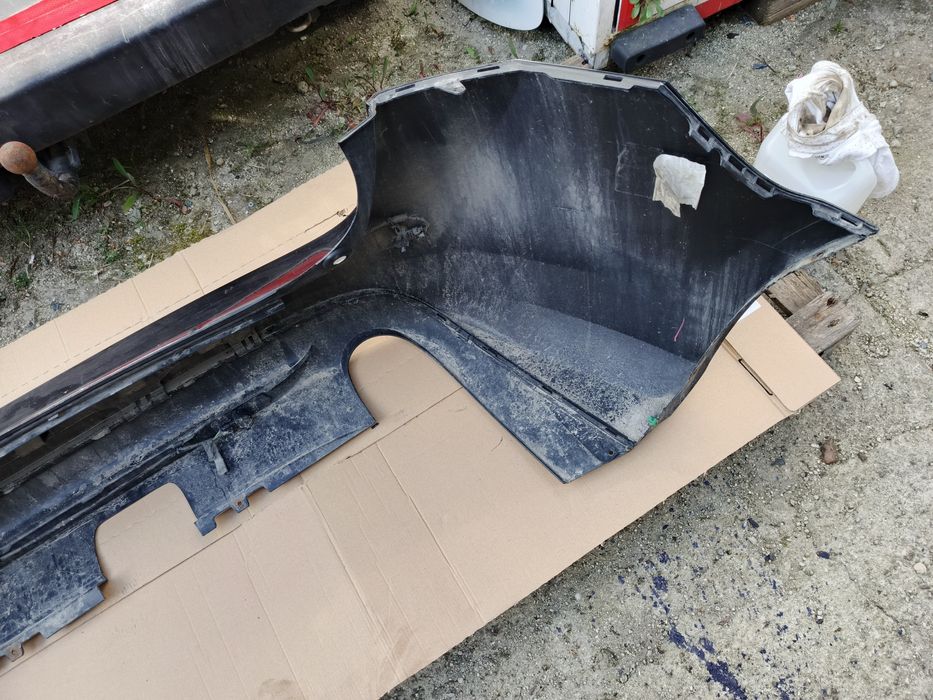 Volvo V60 10-13 zderzak tylny tył