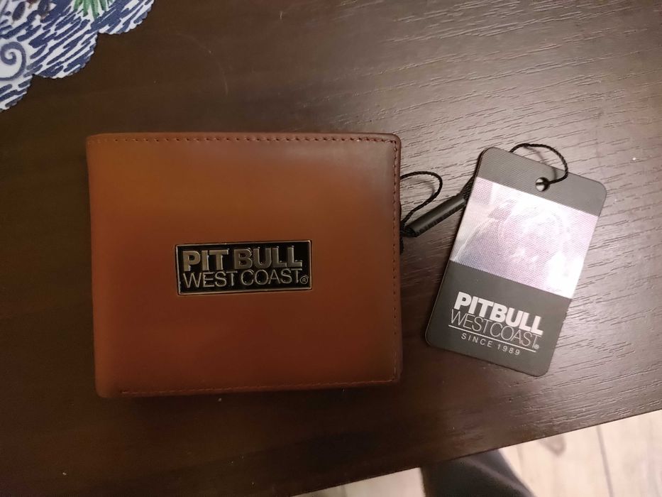 Portfel z pitbulla