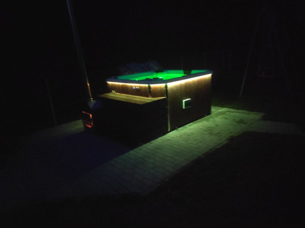 Jacuzzi ogrodowe gorąca beczka Spa caloroczne