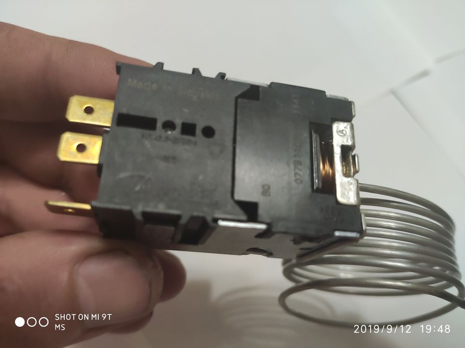 Термостат Danfos Терморегулятор Danfoss BN 077B1103L 1041/ EN60730-2-9