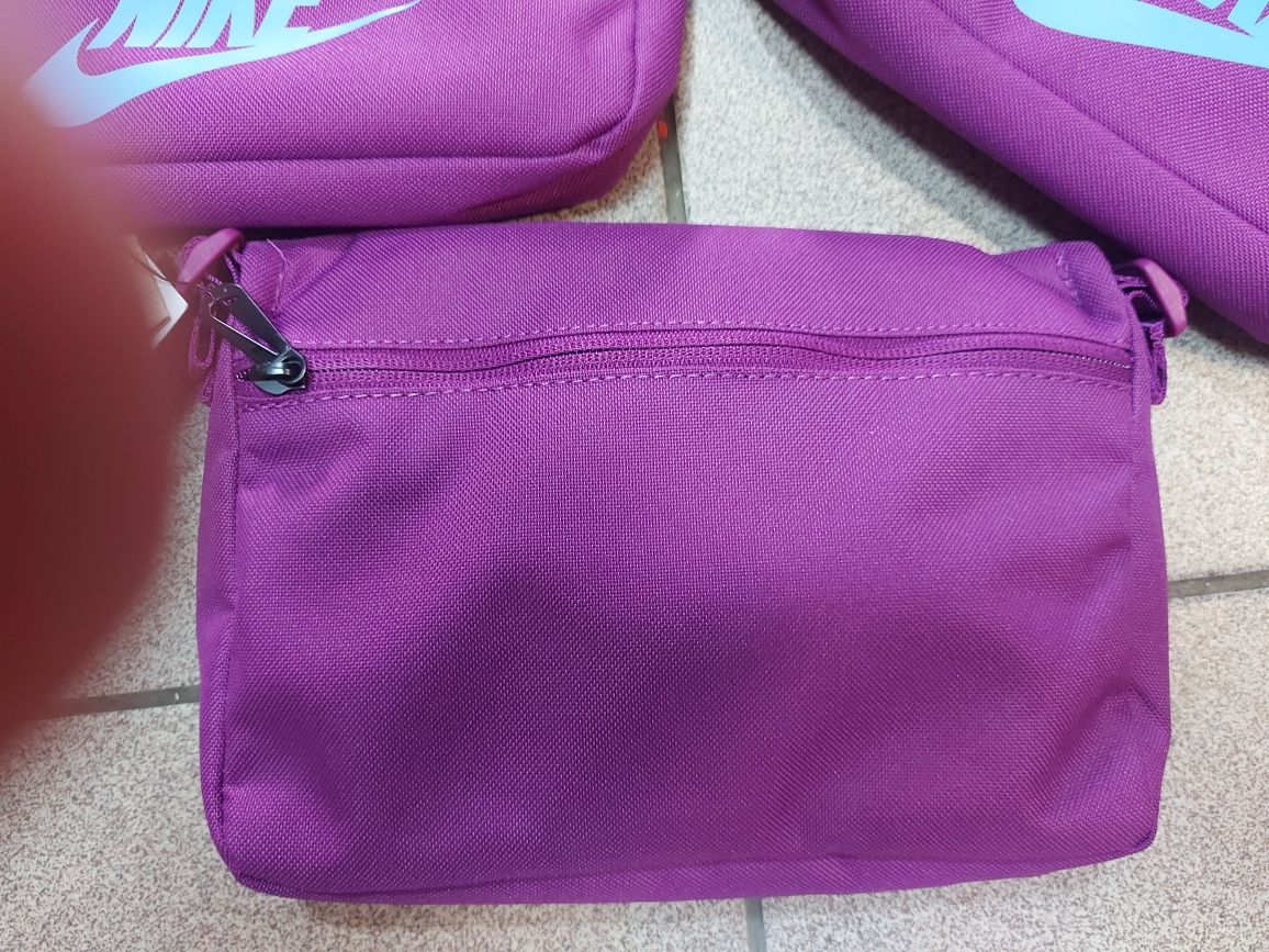 Сумка Nike Sportswear Futura Cross-Body Bag