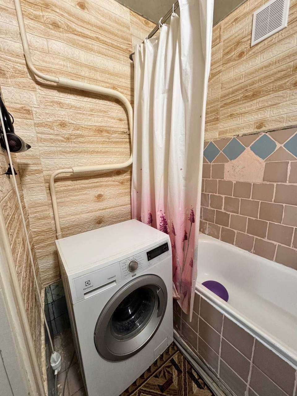 Продам 2 чешку на Левобережный-3 пр. Мира