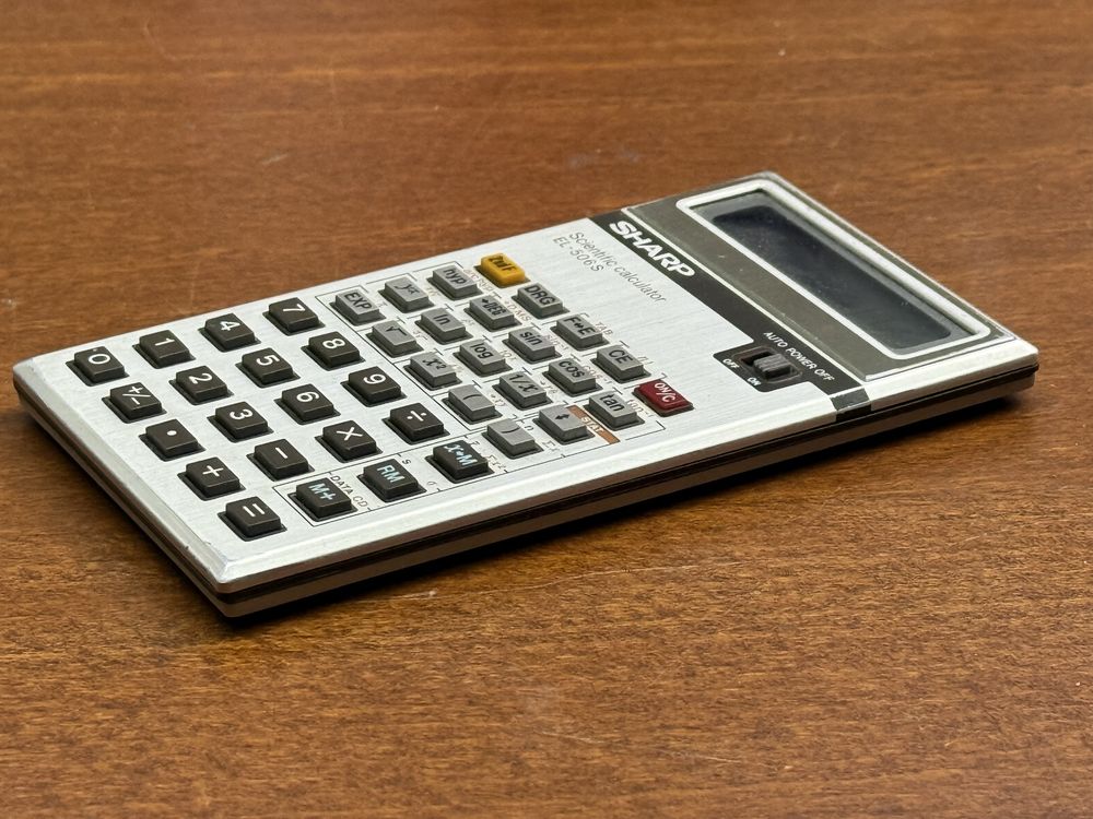 Retro zabytkowy kalkulator EL-506S SHARP LATA 80