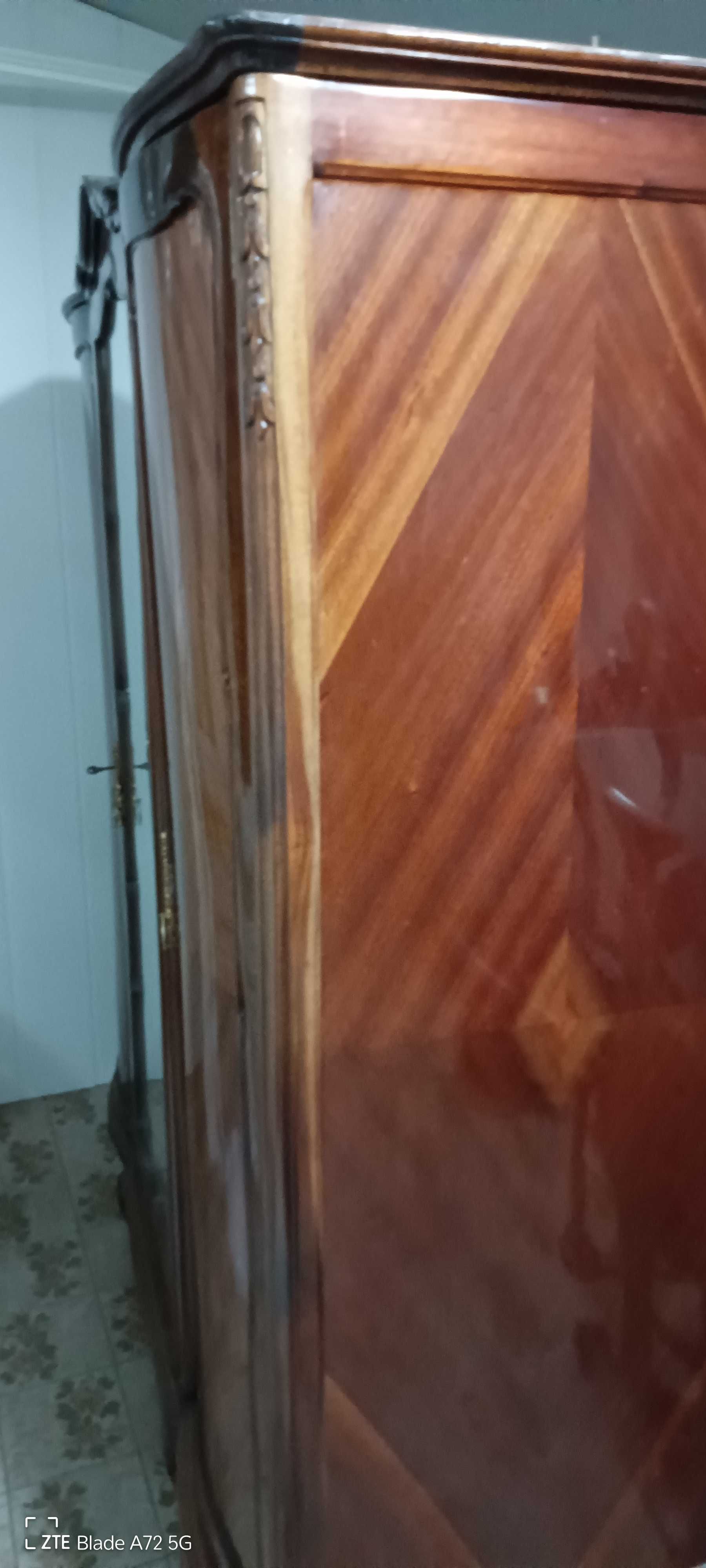 Roupeiro Queen Anne 1,80X1,60
