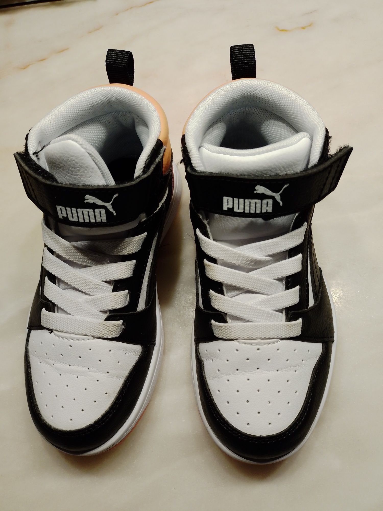 Botas Puma Rebound V6 Mid