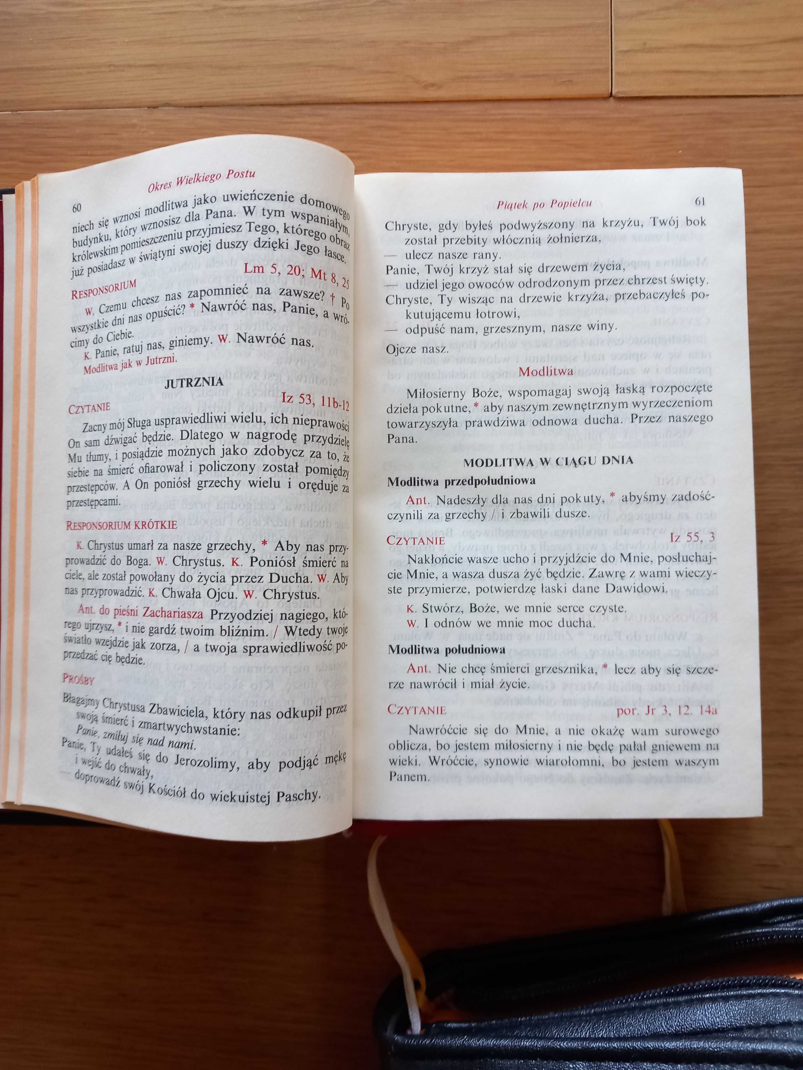 Liturgia godzin brewiarz