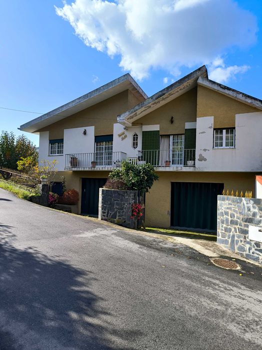 Moradia T5 + 6200m² de Vinha C/ Benefício. Próximo de Vila Real.