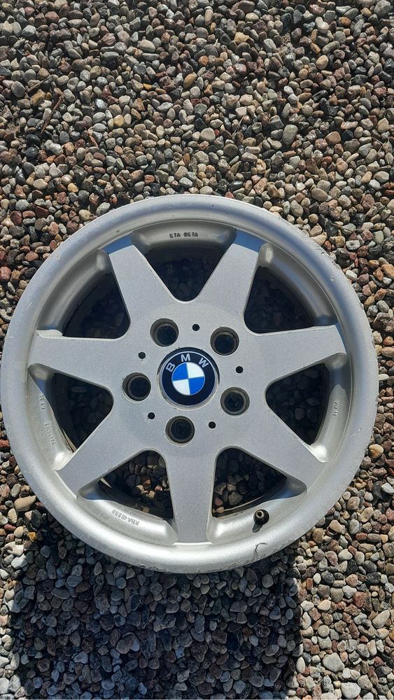 Felgi 15” z rantem