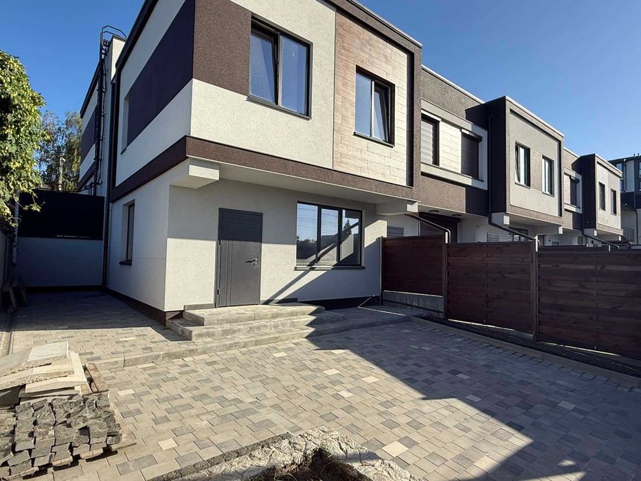 Рассрочка. Таунхаус на Генерала Пушкина (Дафи), Дом пр. Гагарина