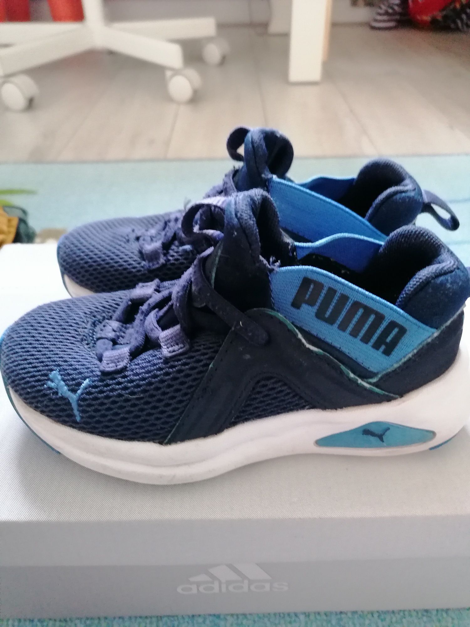 Adidasy Puma chłopięce roz 28