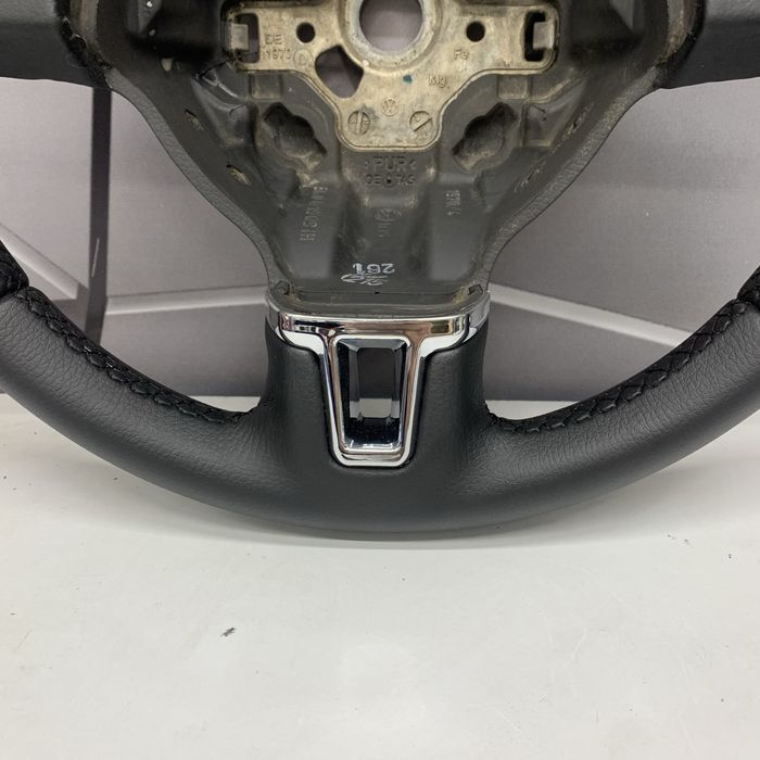 Перетягнутий руль до VW Tiguan Touran Polo Golf Caddy на обмін