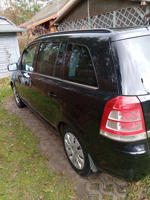Pilnie sprzedam  Opel Zafira b
