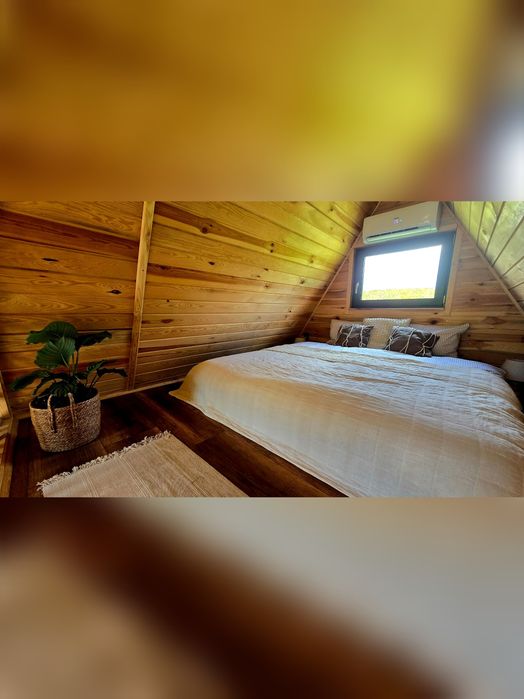 Domek z jacuzzi nad jeziorem (ognisko,duża wanna)