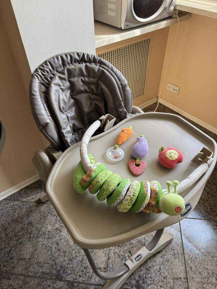 Стільчик для годування Chicco Polly Magic