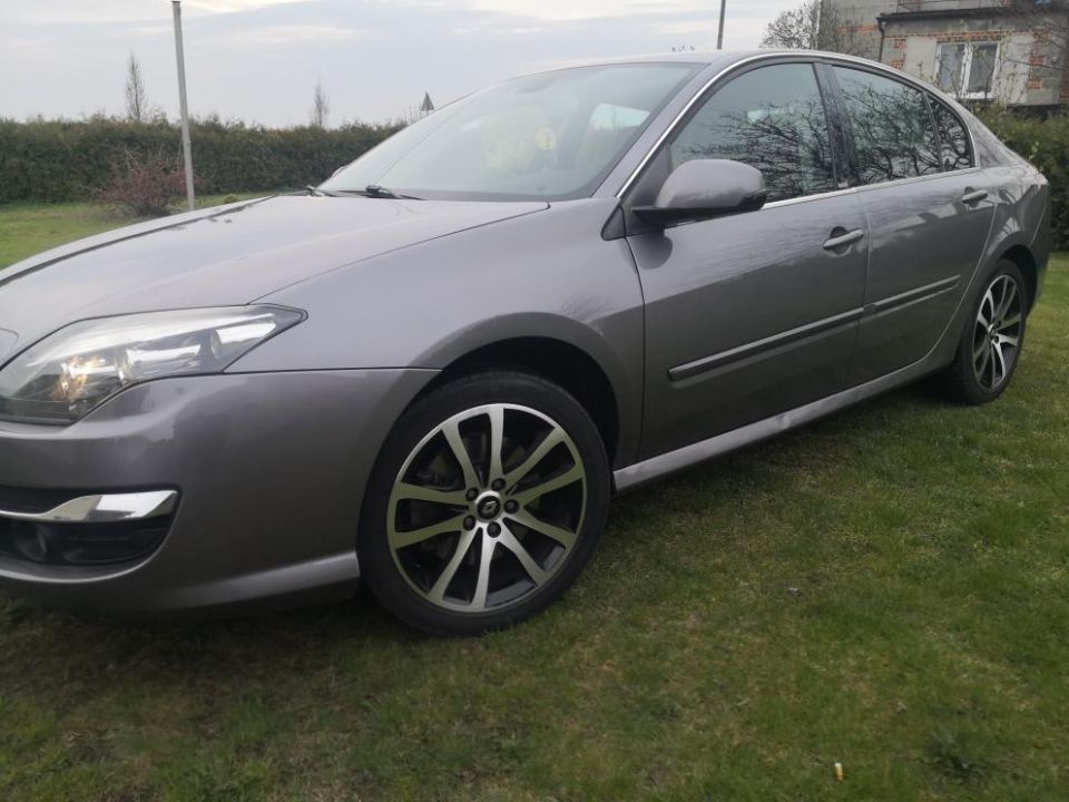 Renault laguna 2012 rok 2.0dci 4control