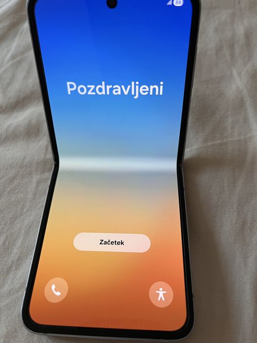 SAMSUNG Galaxy Flip 6