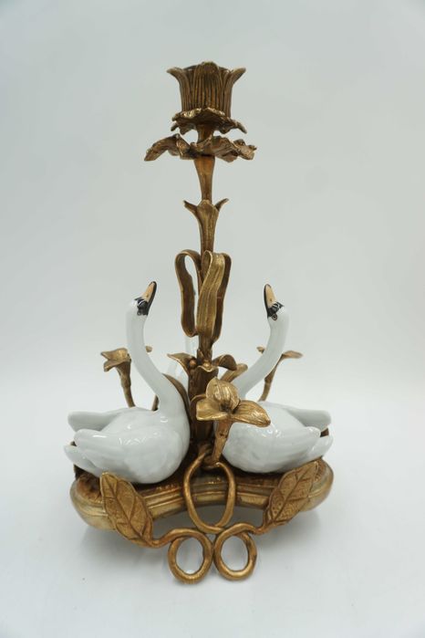 UROCZY świecznik labędzie porcelana z brązem