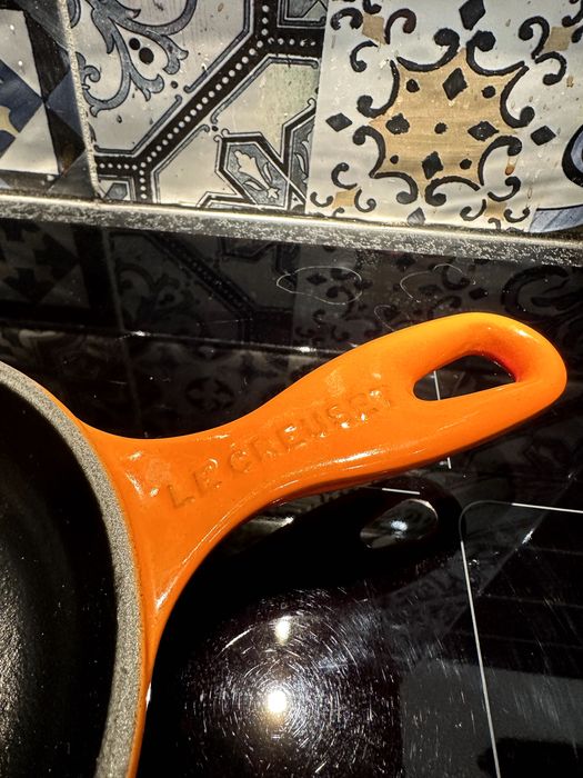 2 patelnie żeliwne Le Creuset mała i duża