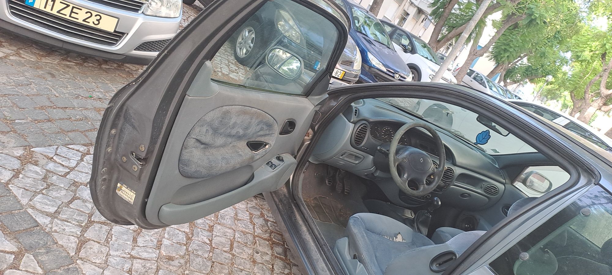 Renaut megane coupe 1.6 gasolina 1996