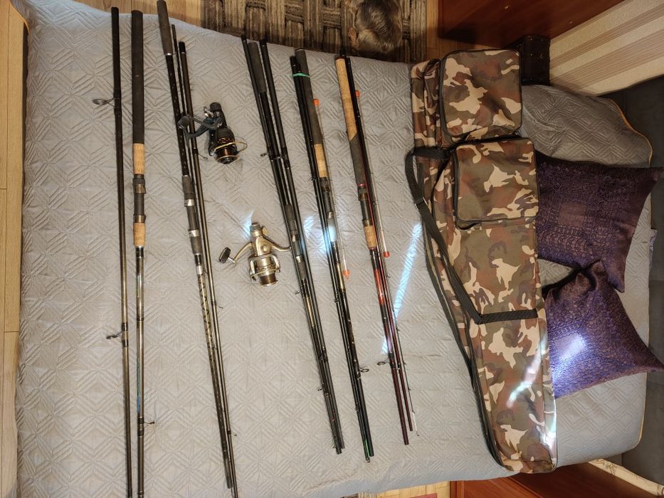 4 szt wędek wraz z futerałem