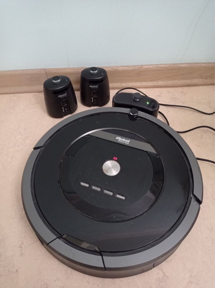 Пилосос iRobot Roomba 880 в гарному стані
