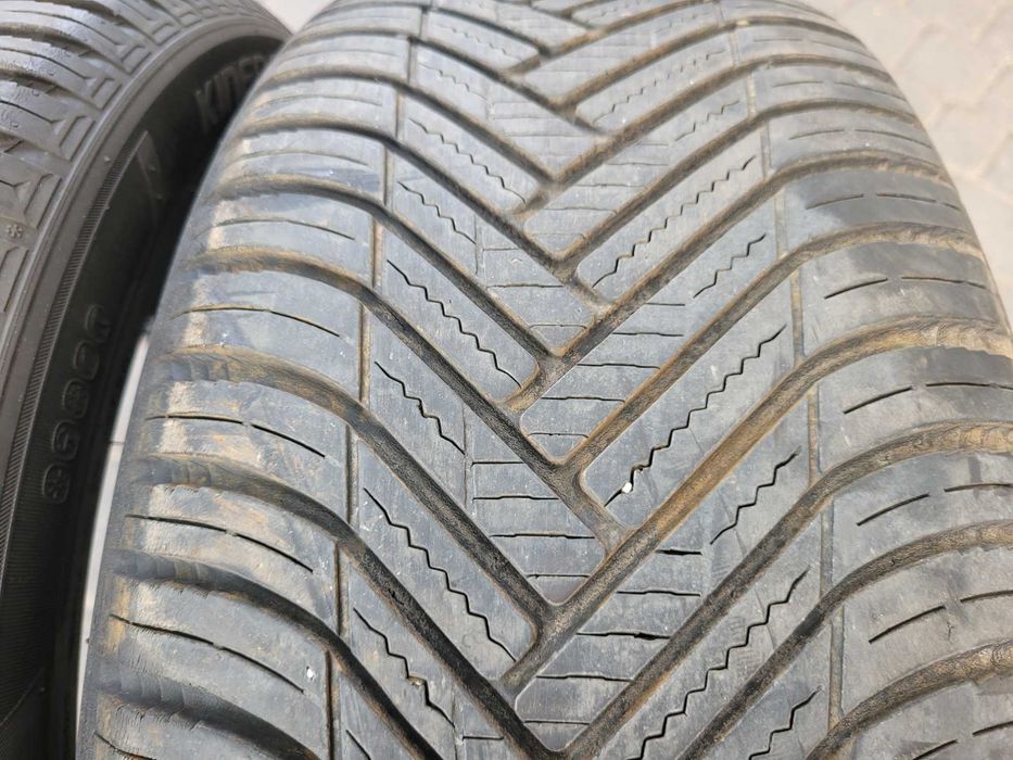 235 /50 R 18  Hankook Całoroczne