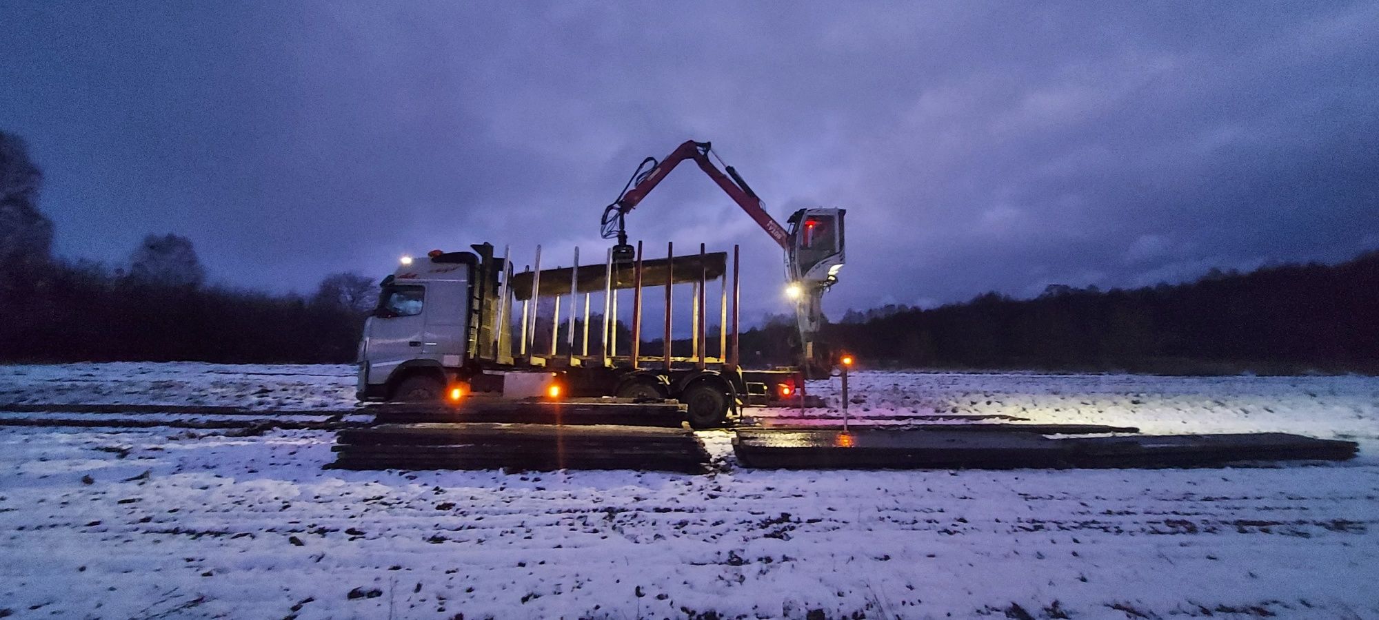 Usługi transportowe, transport drewna z lasu, Usługi HDS