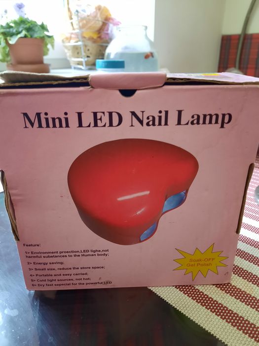 Зробіть собі свято,красиві нігті це  і настрій святковий