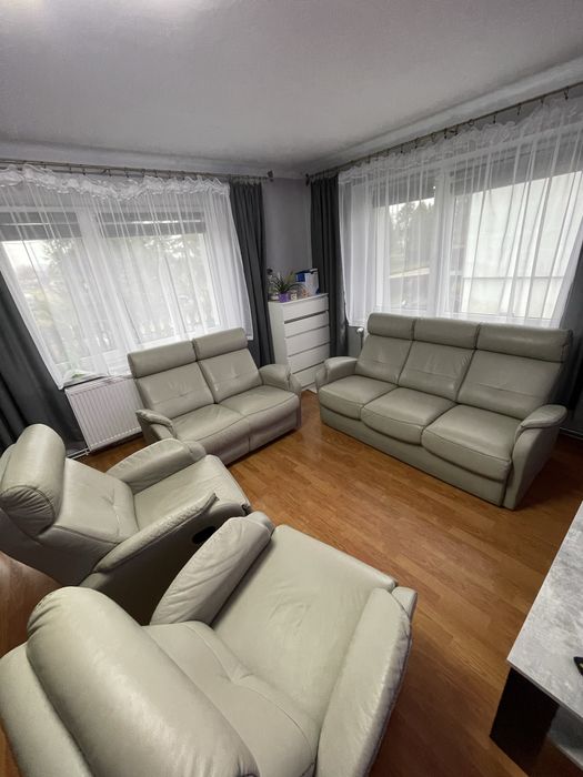 Sprzedam komplet wypoczynkowy , 3+2+1+1 . Funkcja relaks