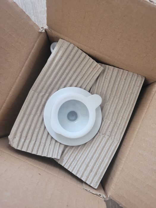 Czajniczek imbryczek porcelanowy