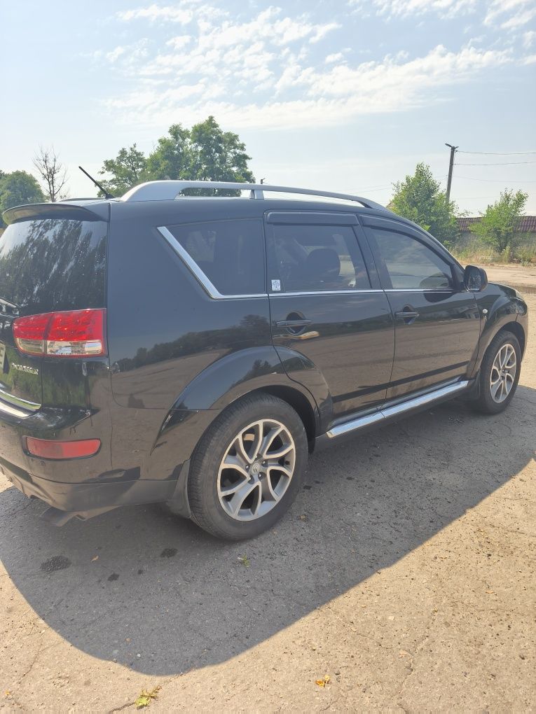 Продам Citroen C-Crosser 2.2 hdi