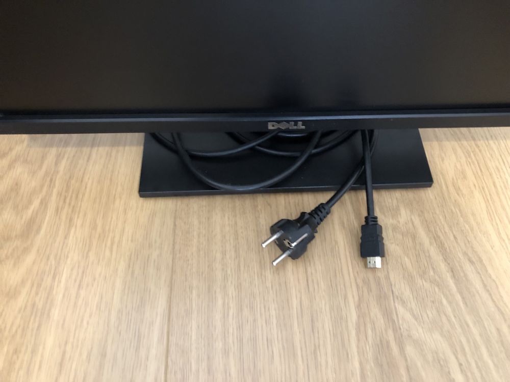 Monitor dell 22cale