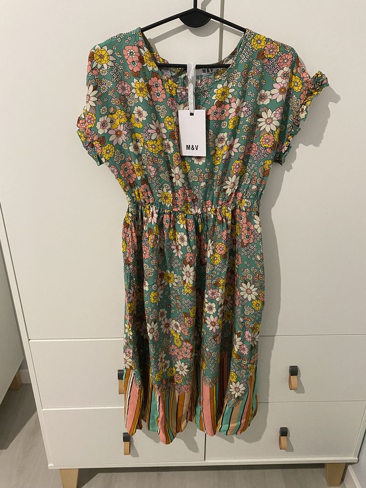 Sukienka M&V nowa z metka r.S/M