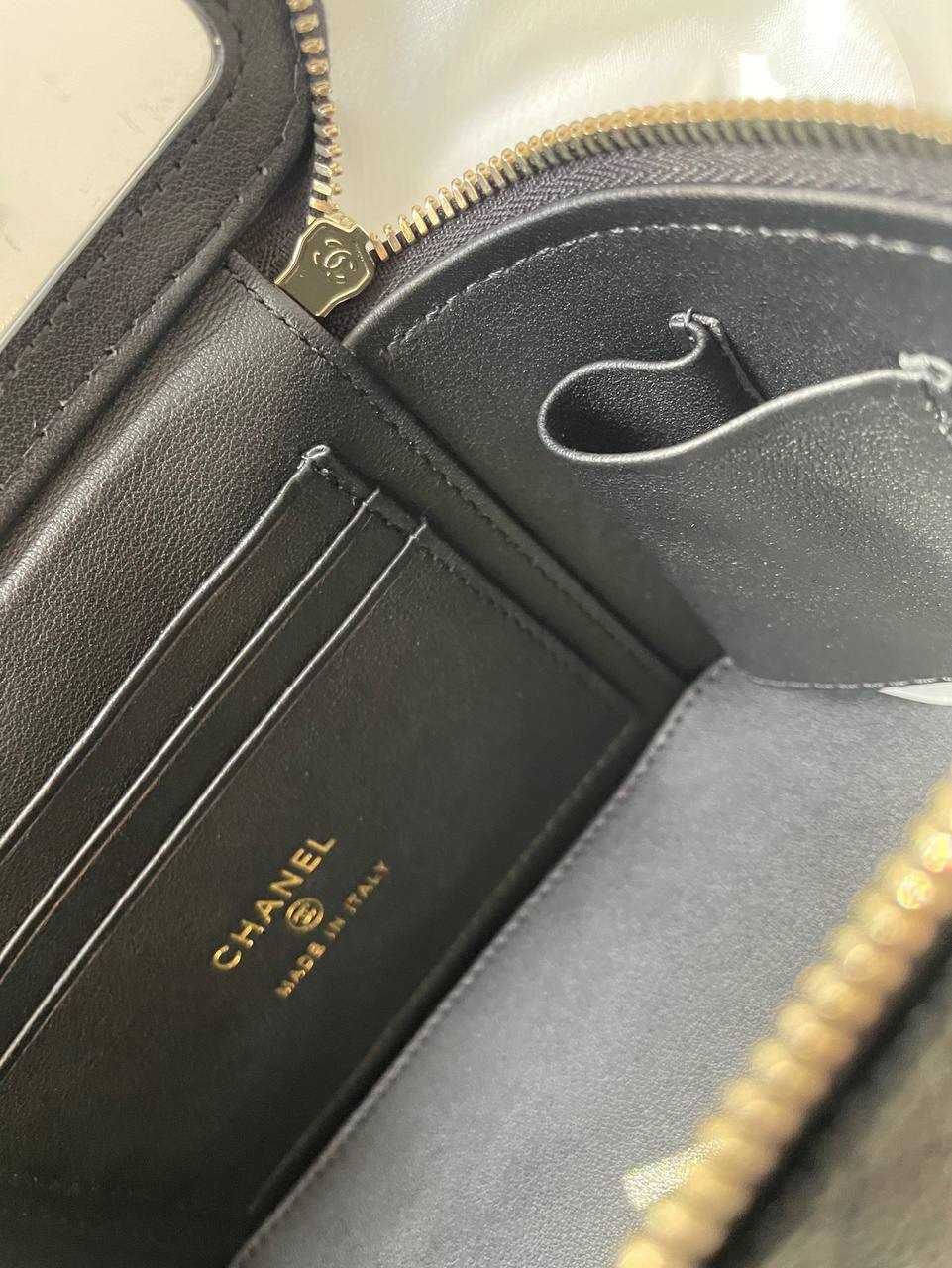 Оригинальная сумочка от Chanel
