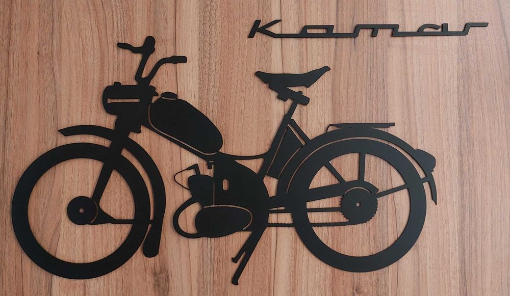 KOMAR 232 sztywniak z metalu na ścianę - DUŻY obraz