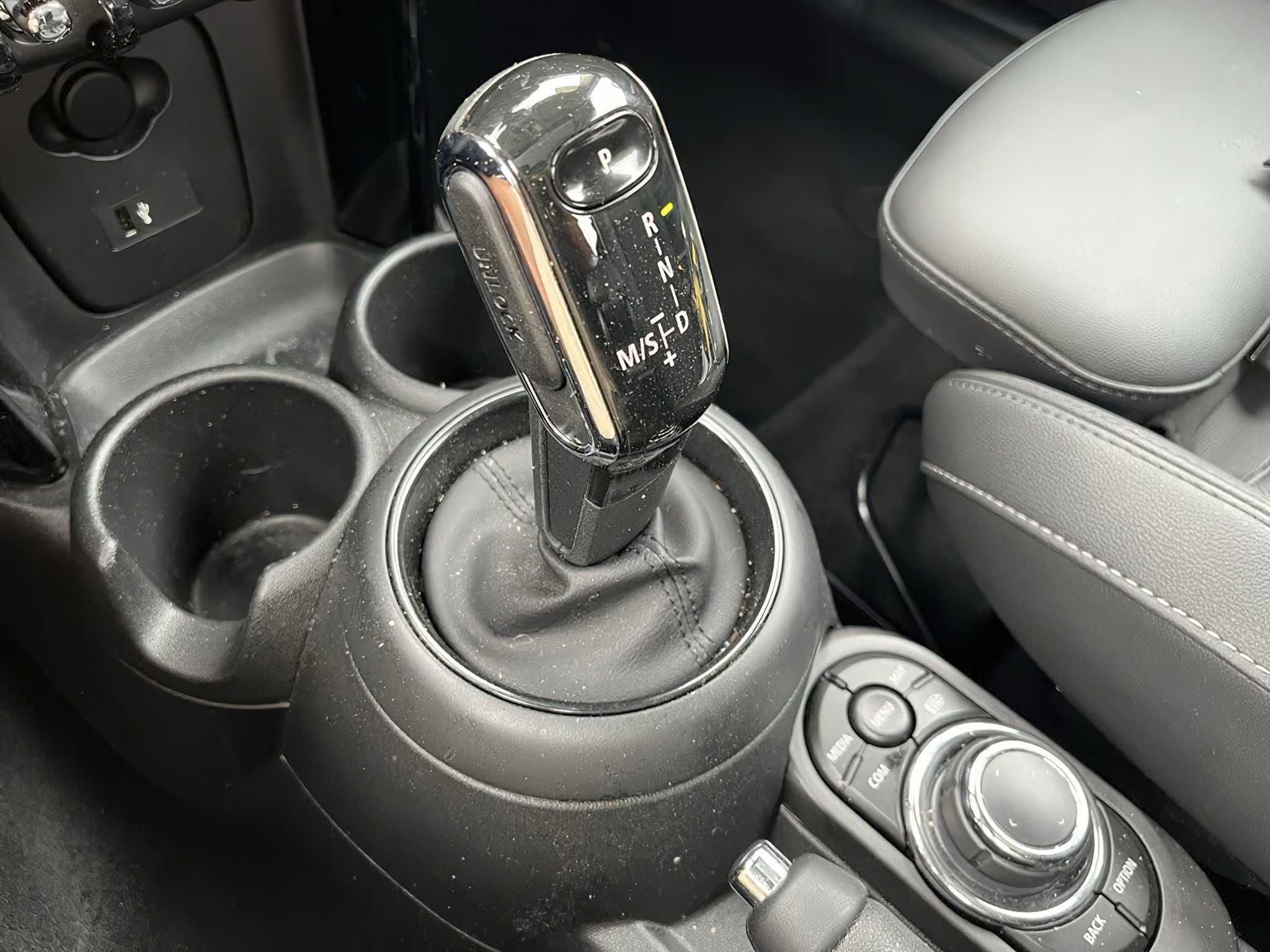 Mini  Cooper  2023