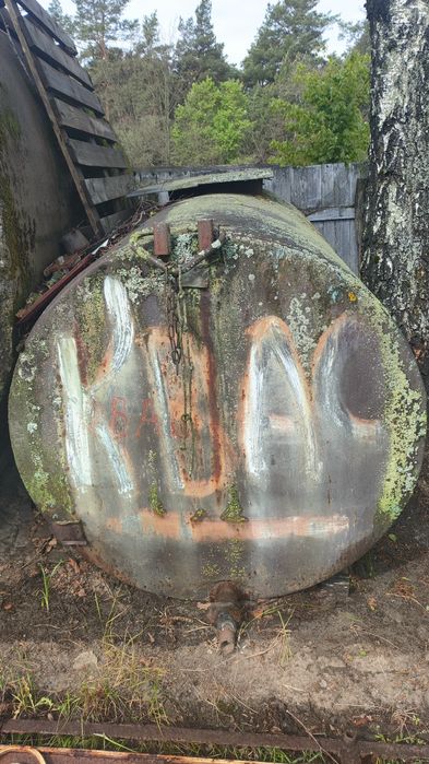 Залізна бочка на 3000л