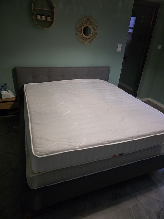 Materac 180x200. Stan dobry.