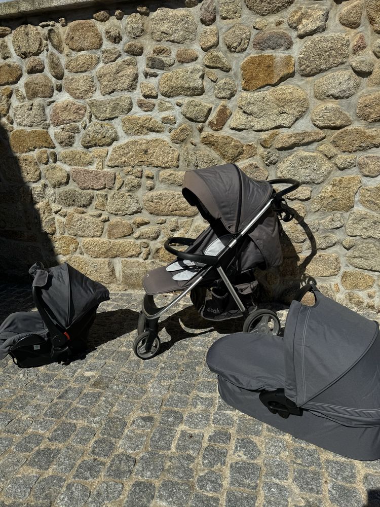 Trio para bebé (carrinho, alcofa e cadeira auto)