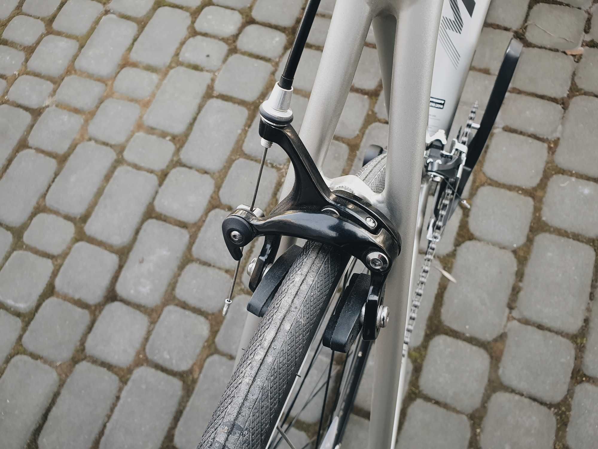 Merida Scultura 200, roz. S/M (52cm), 9, 275 kg,Shimano Sora,2019 -15%