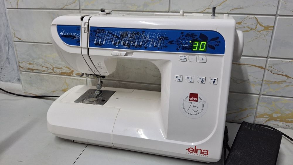Japońska jak nowa maszyna do szycia komputerowa  ELNA