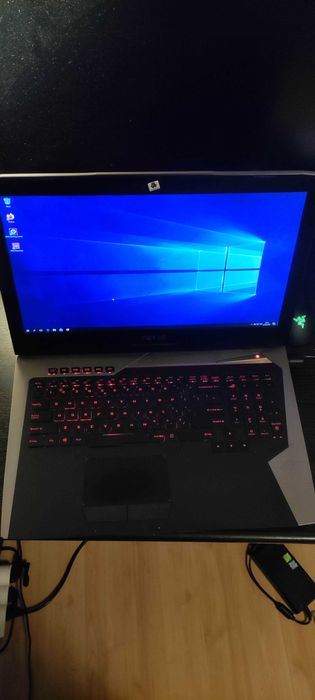 laptop ASUS ROG g752 VS GTX 1070 + windows 10 + Torba Everki