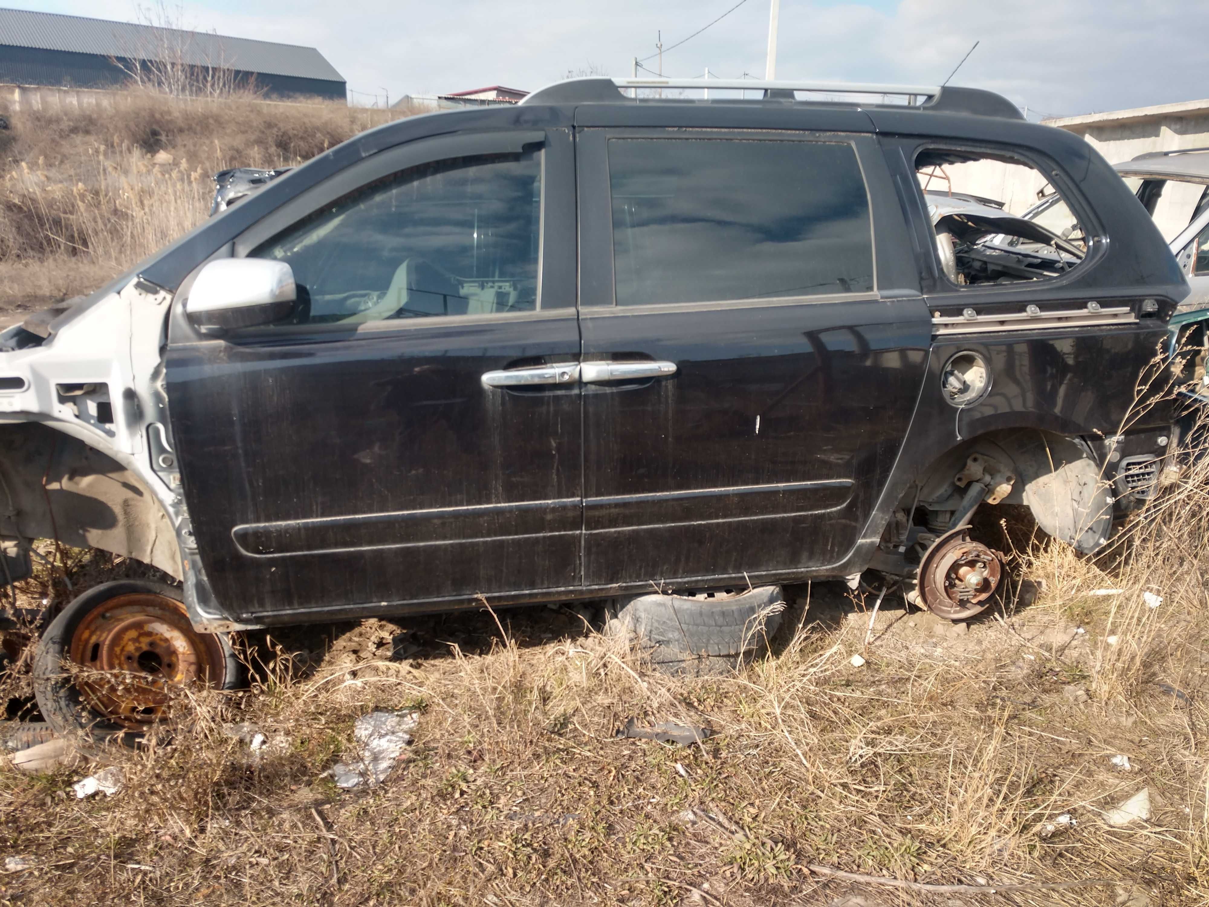 Kia Carnival  1999-2006  2006-2012