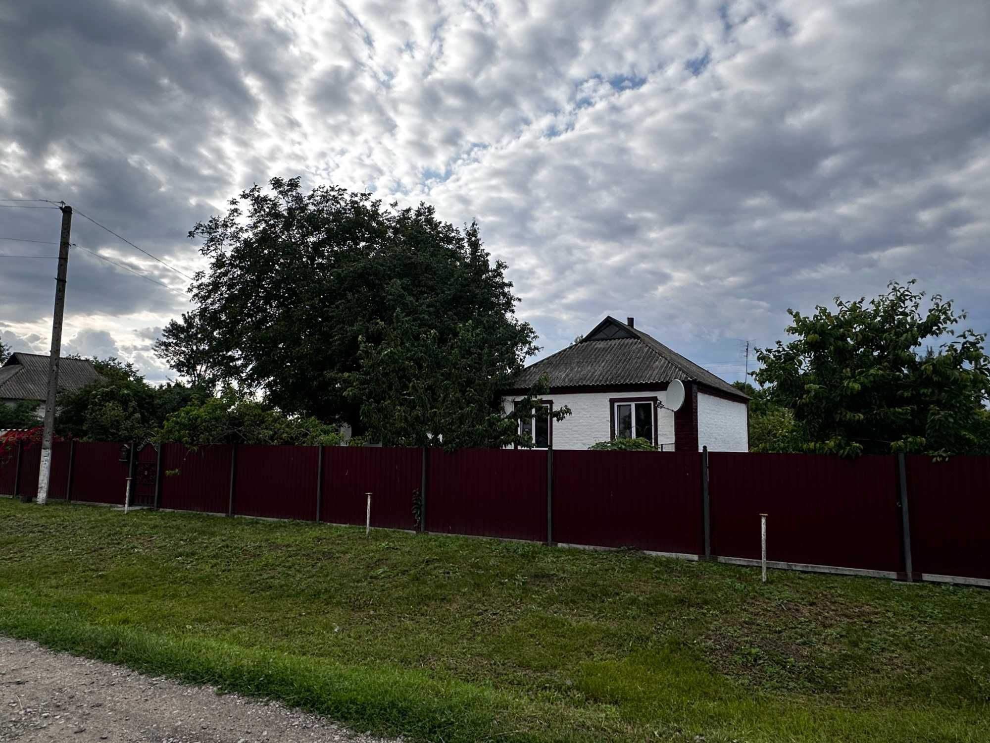 Продам будинок, дом в Броварському р-ні, с. Щасливе.